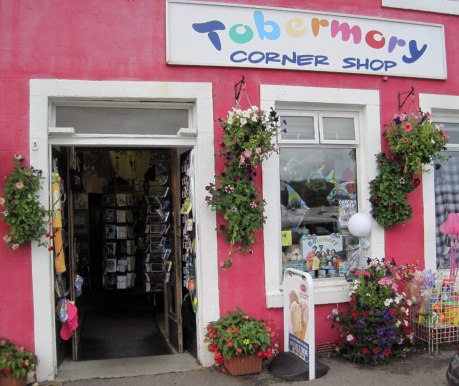 Tobermory pink shop